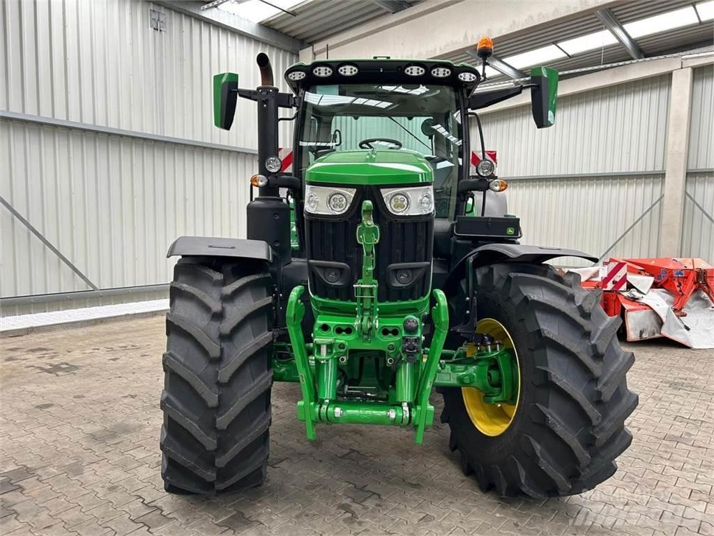 John Deere 6R 215 Tractors