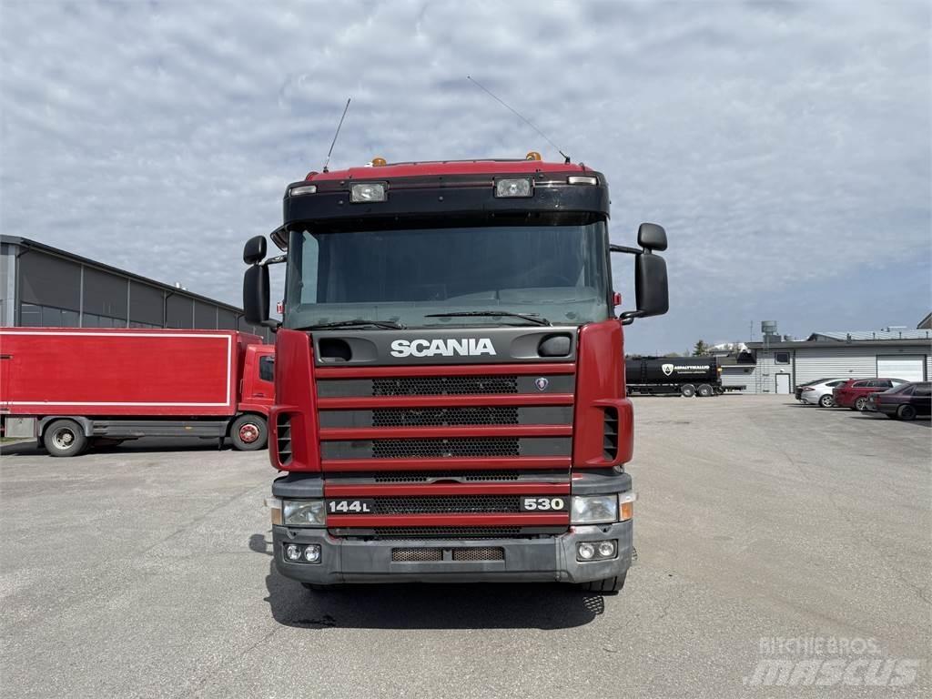Scania R144 6X2 Hook lift trucks