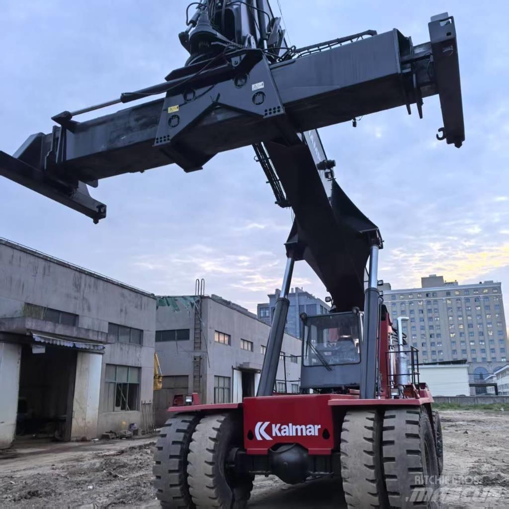 Kalmar DRF 450 Reach Stackers
