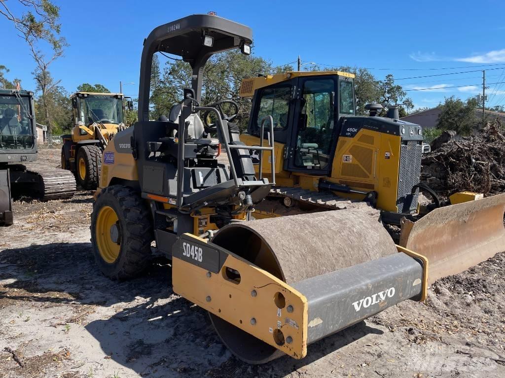 Volvo SD 45 B Single drum rollers