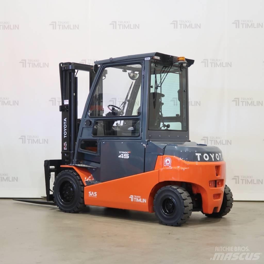 Toyota 8FBMT45 Electric Forklifts