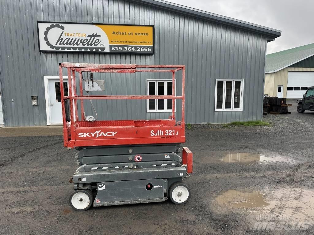 SkyJack SJ 3219 Scissor Lifts