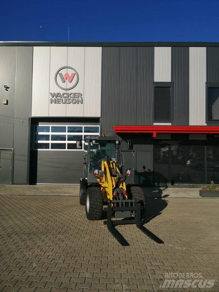 Wacker Neuson WL38 Wheel Loaders