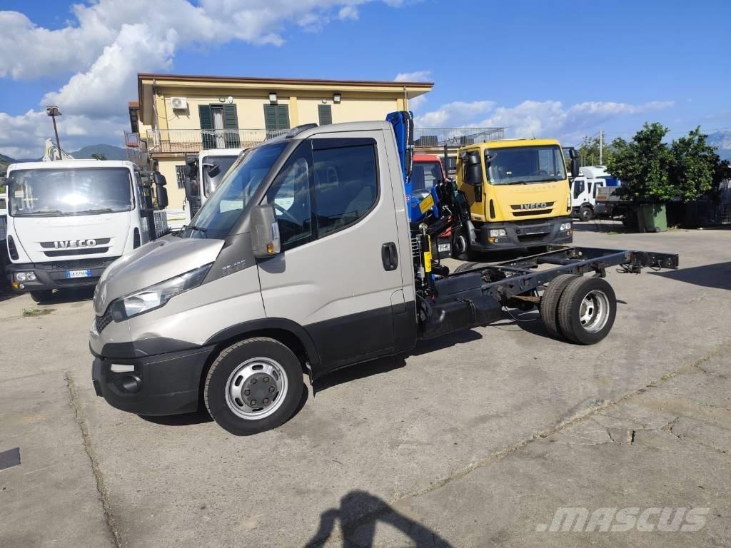 Iveco Daily 35-130 Boom / Crane / Bucket Trucks