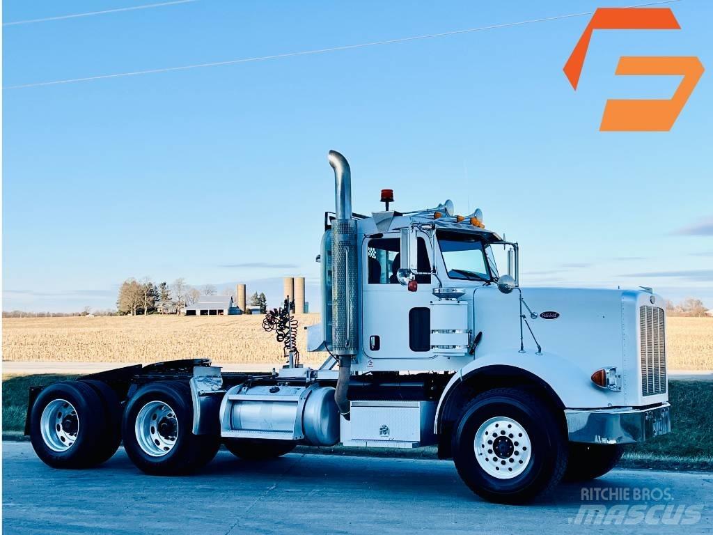 Peterbilt 367 Conventional Trucks / Tractor Trucks