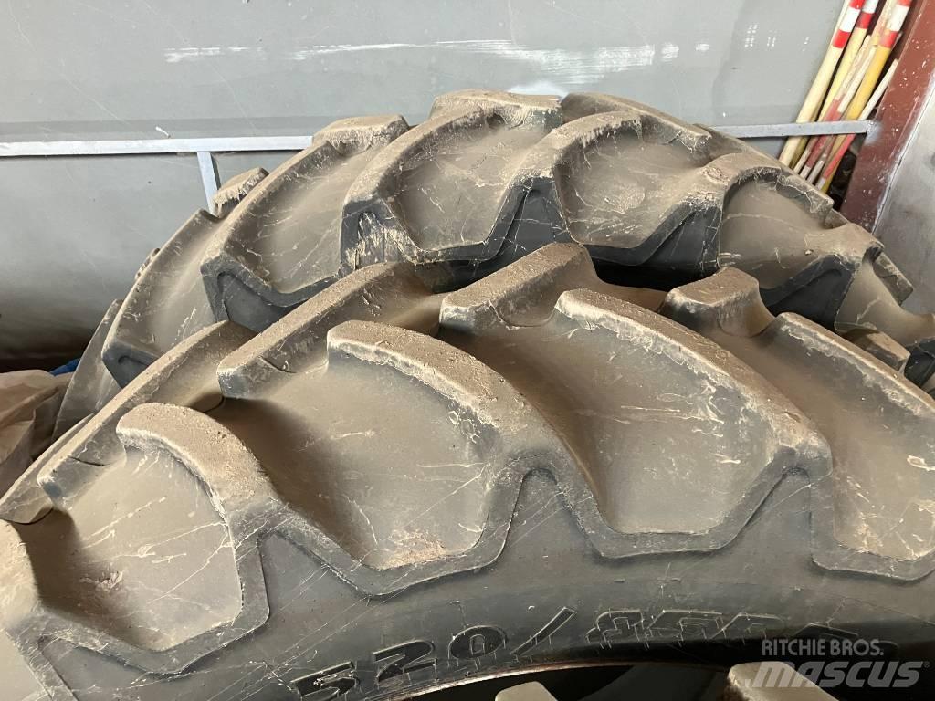  Ukent 520/85R50 Tires, wheels and rims