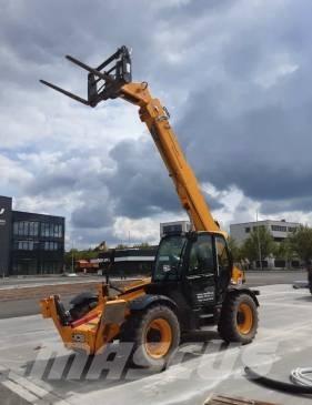 JCB 540-140 Telescopic Handlers