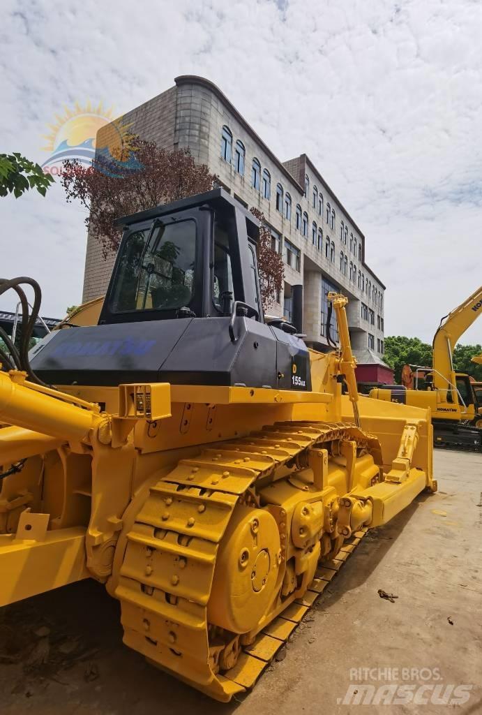 Komatsu D 155 AX Crawler dozers