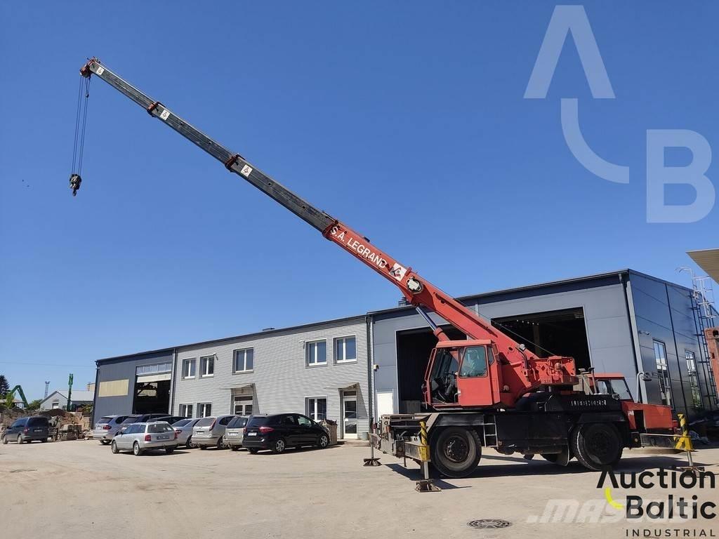Liebherr LTM 1025 Mobile and all terrain cranes