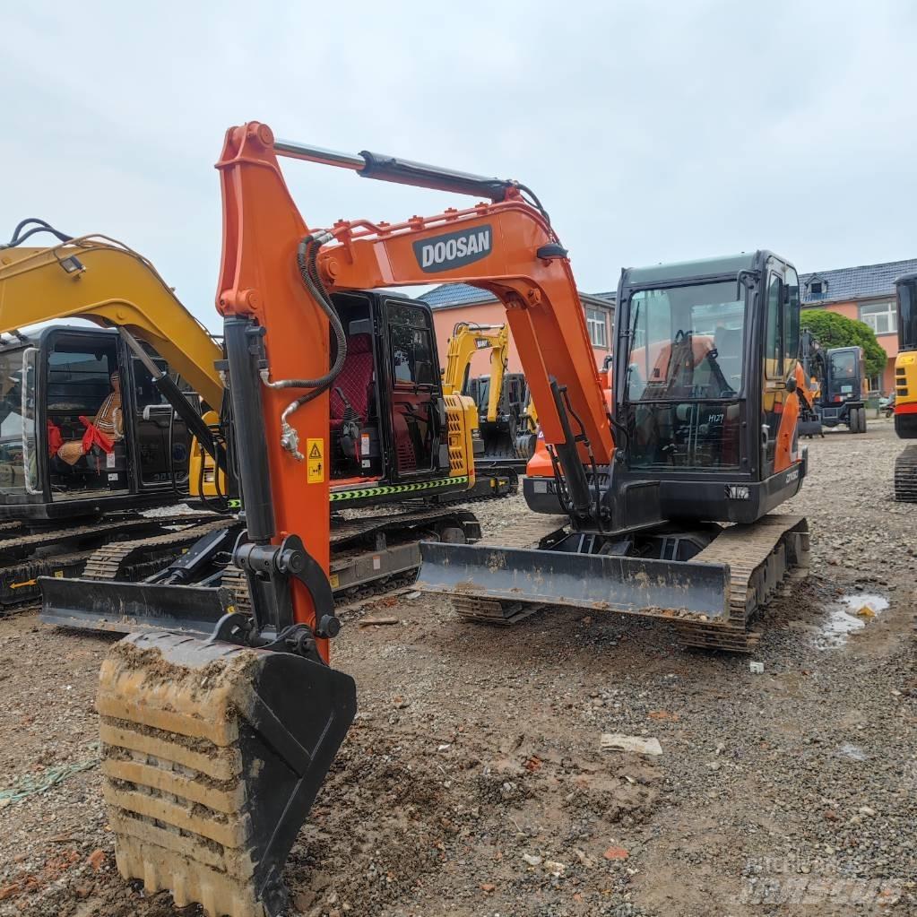 Doosan DX60 Mini Excavators <7t (Mini Diggers)