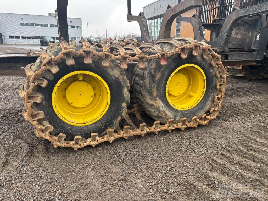John Deere 1210 E Forwarders