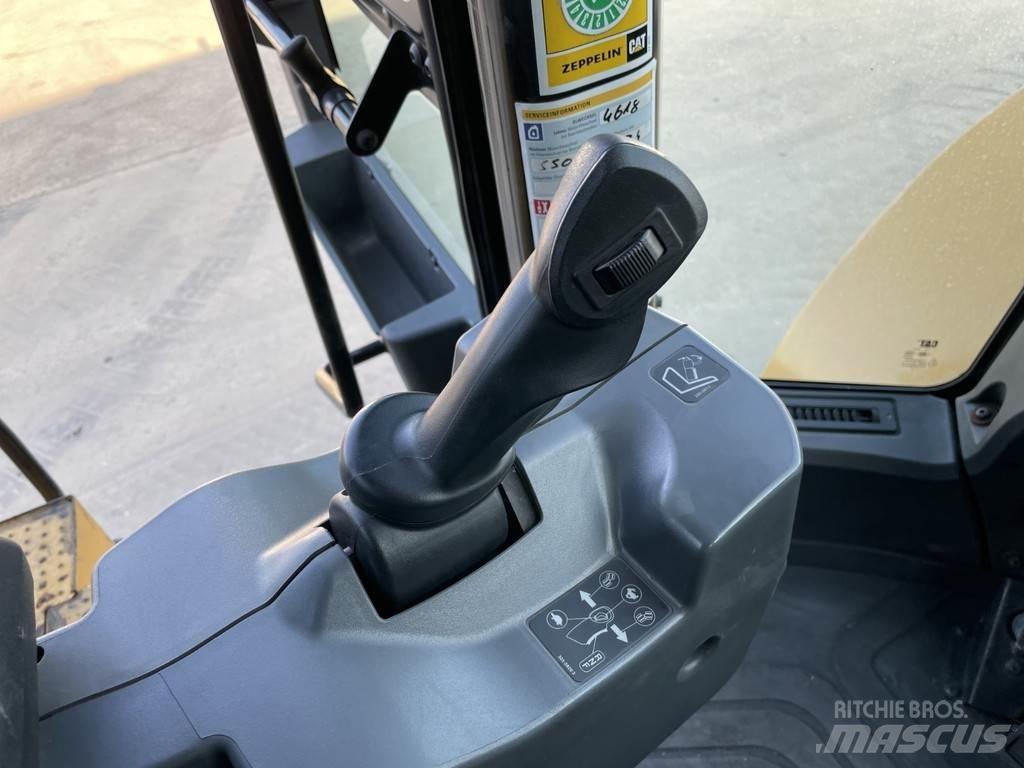 CAT 950M Wheel Loaders