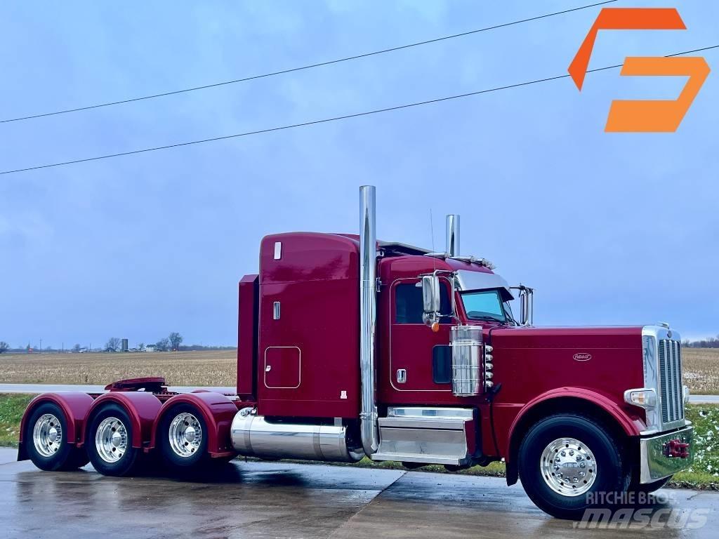 Peterbilt 389 Conventional Trucks / Tractor Trucks