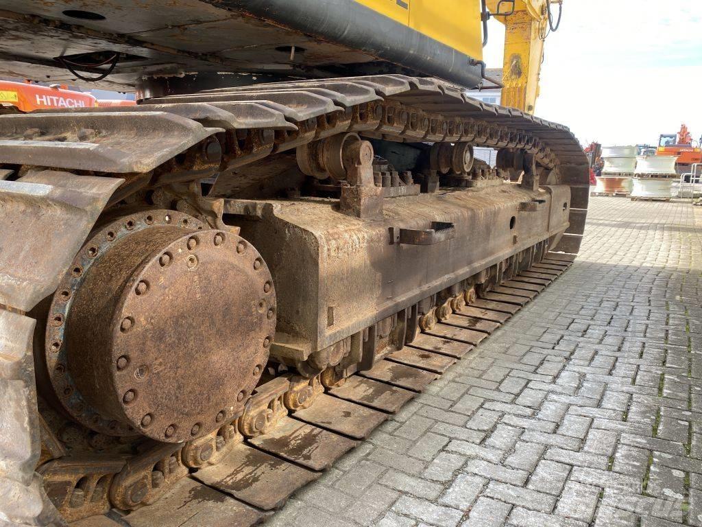 Hitachi EX 800-5 Crawler Excavators