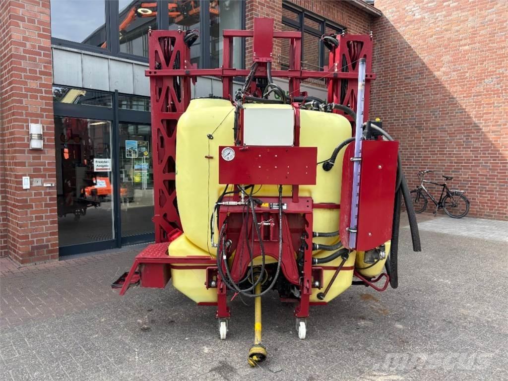 Hardi Master 1200 Trailed sprayers