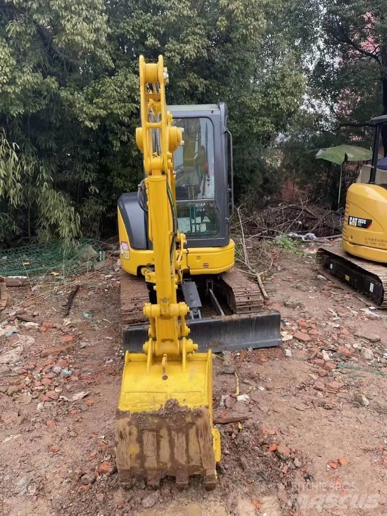 Komatsu PC 30 Mini Excavators <7t (Mini Diggers)