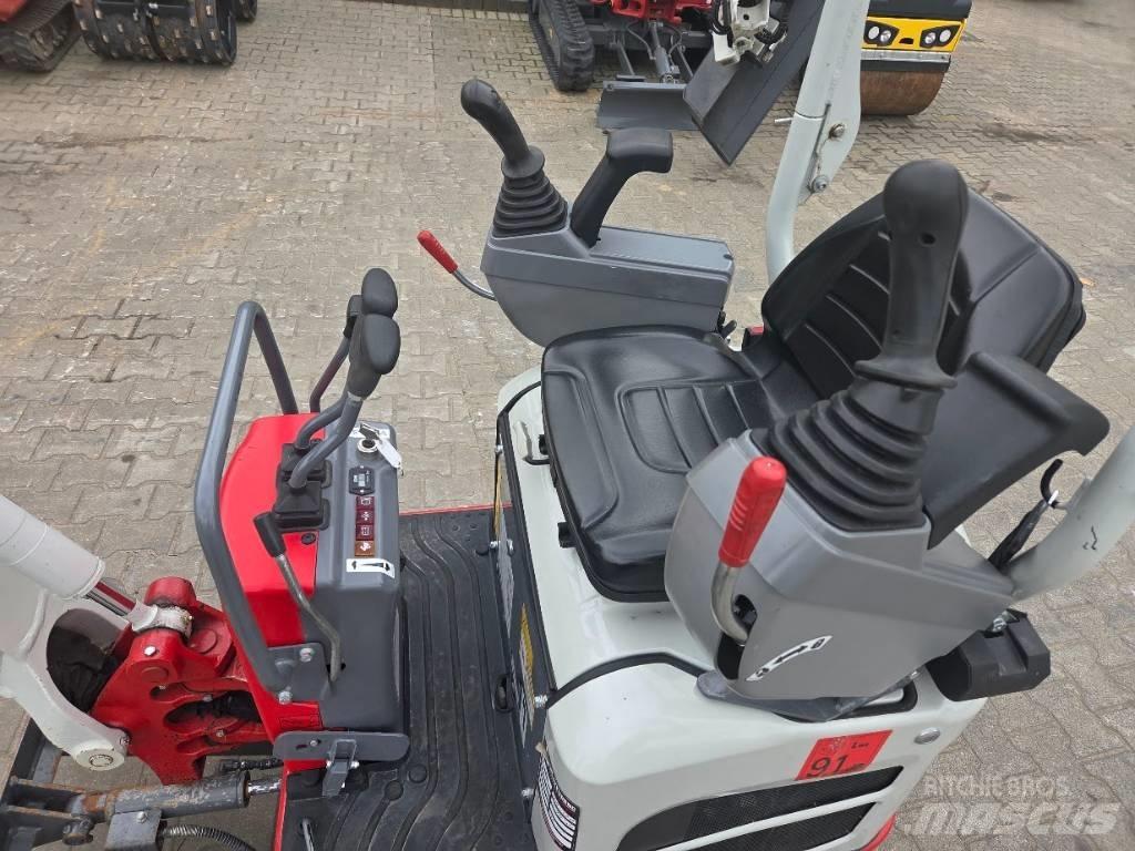 Takeuchi TB 210 R Mini Excavators <7t (Mini Diggers)