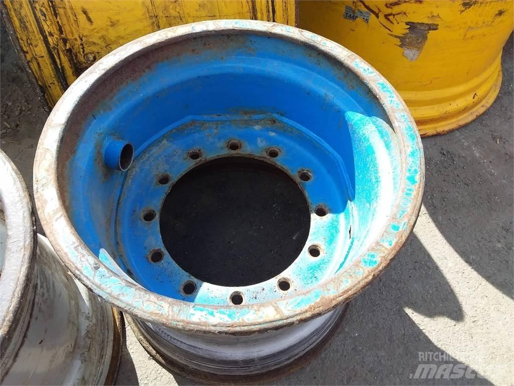 Valmet 860 20x26,5 Tires, wheels and rims