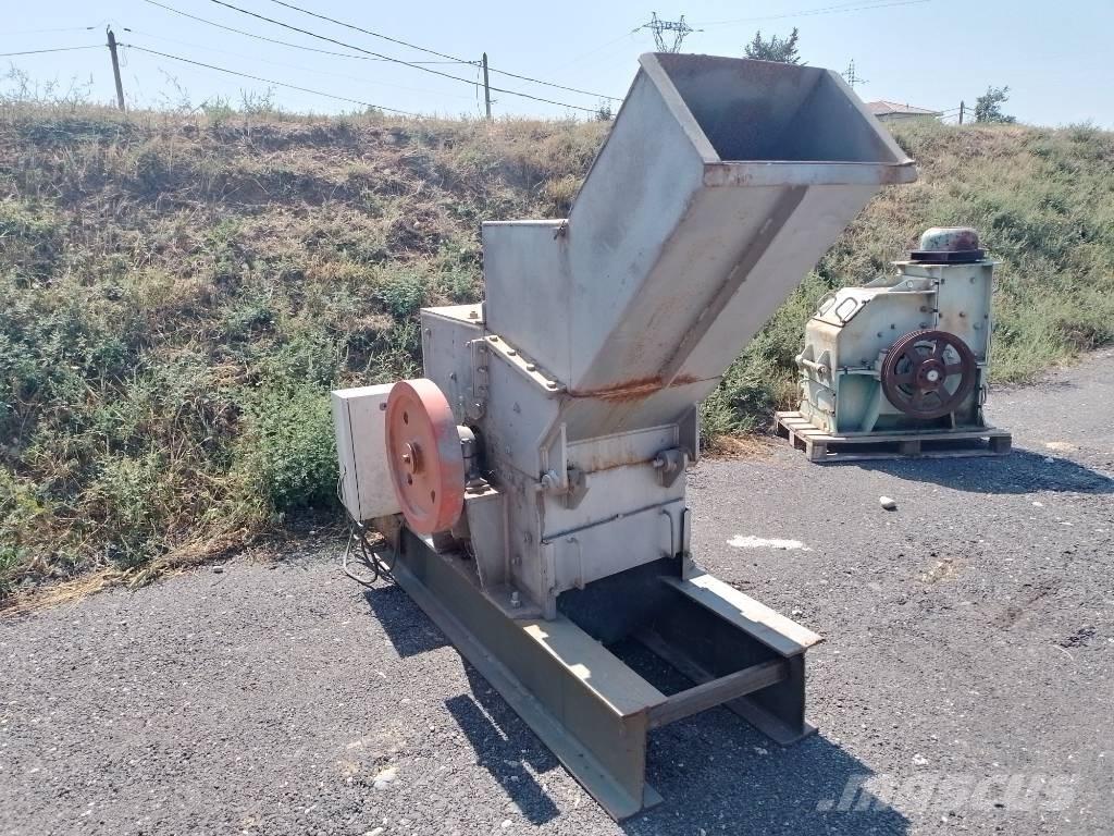  Broyeur Granulateur Mills / Grinding machines