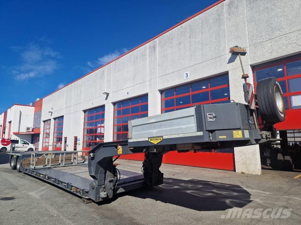 Broshuis SL Low-bed Lowboy Trailers