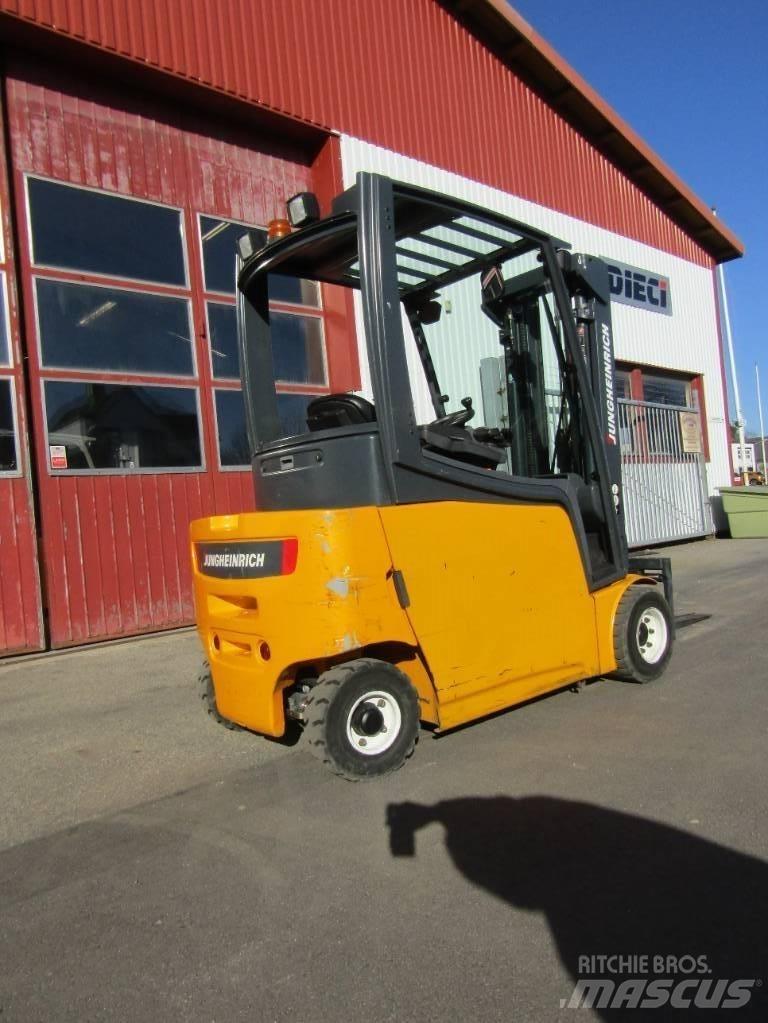 Jungheinrich EFG 320 Electric Forklifts