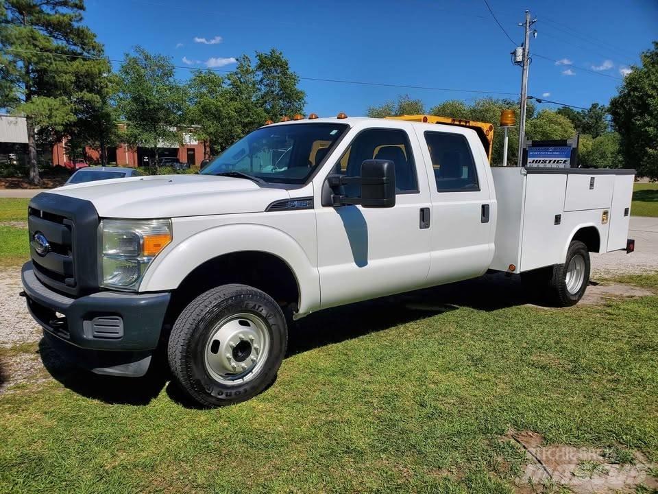 Ford F 350 XL SD Work Trucks / Municipal