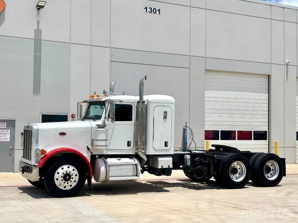 Peterbilt 379 Conventional Trucks / Tractor Trucks
