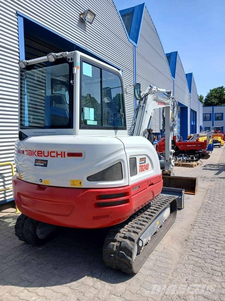 Takeuchi TB 240 DPF Mini Excavators <7t (Mini Diggers)