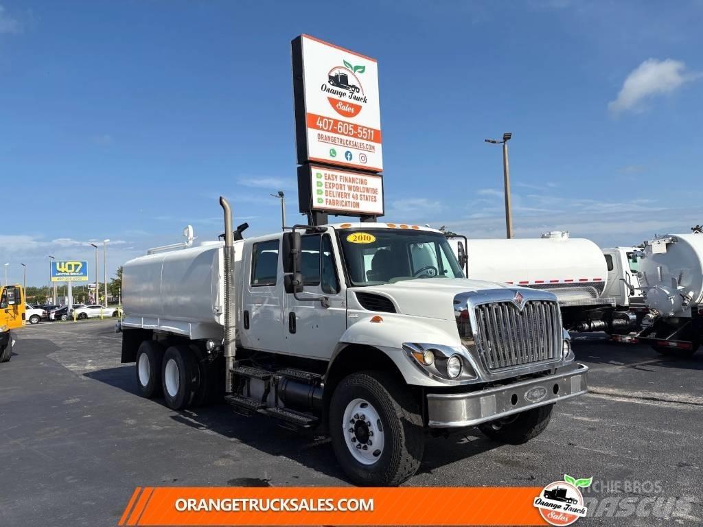 International 7400 Water Tankers