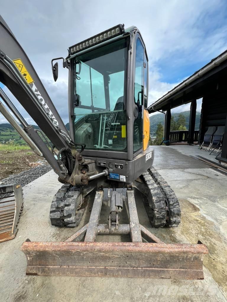 Volvo ECR25D Mini Excavators <7t (Mini Diggers)