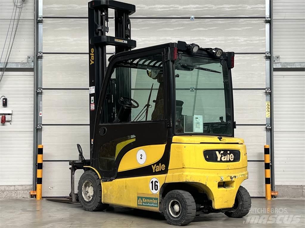 Yale ERP30VL Electric Forklifts