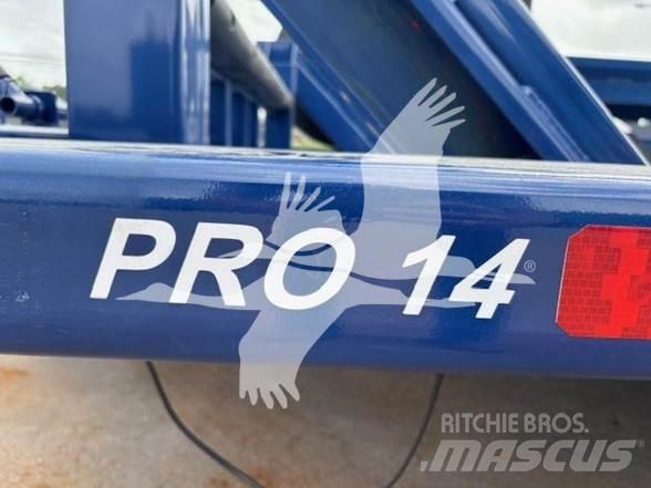 Air-Tow PRO 14 Flatbed Trailers