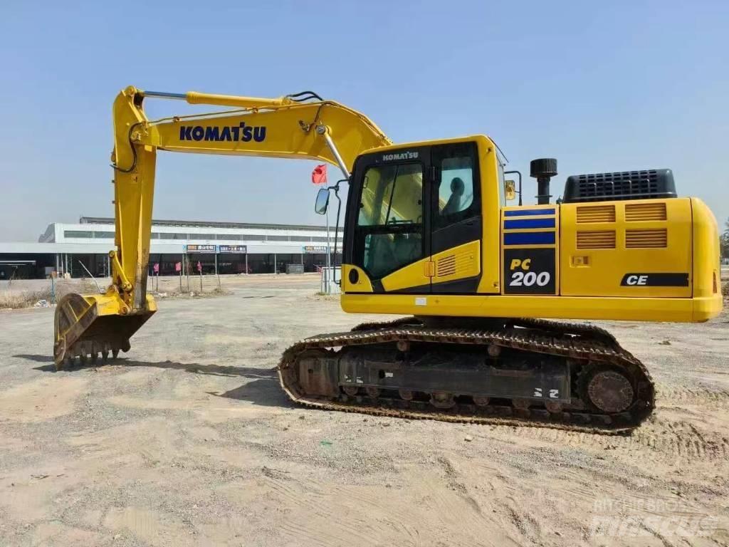 Komatsu PC 200-11 Crawler Excavators