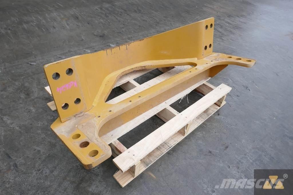 CAT 140M3 Drawbar Other Components