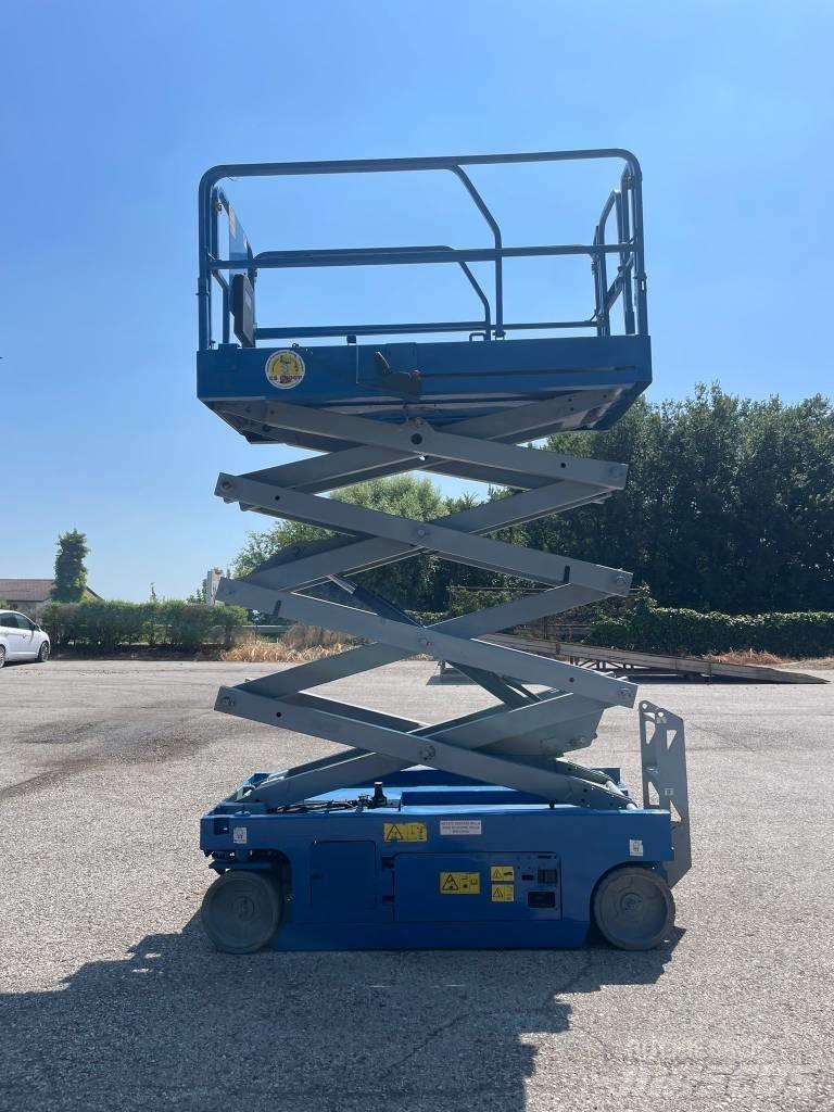 Genie GS 2646 Scissor Lifts