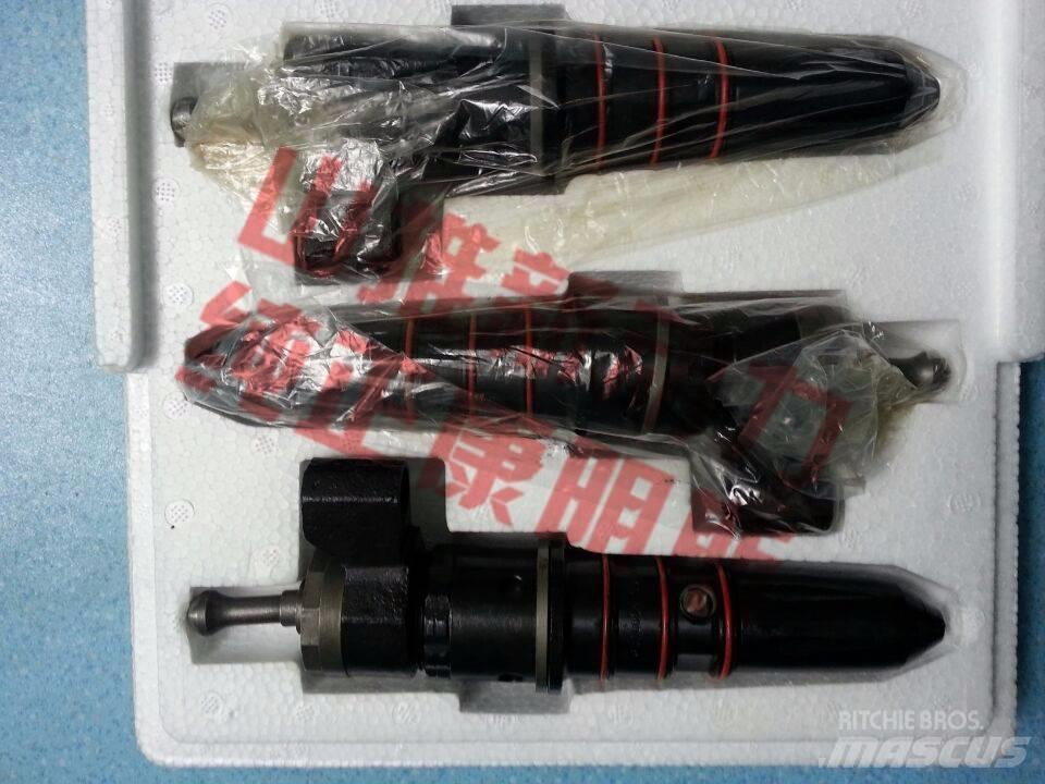 CUMMINS 4306515 Engines