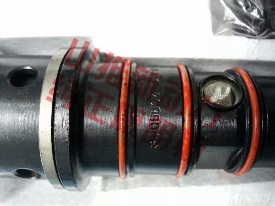 CUMMINS 4306515 Engines