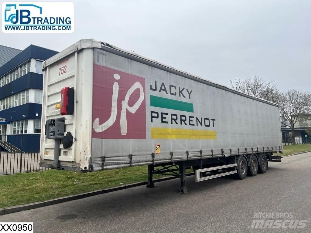 Fruehauf Tautliner Curtain  trailers