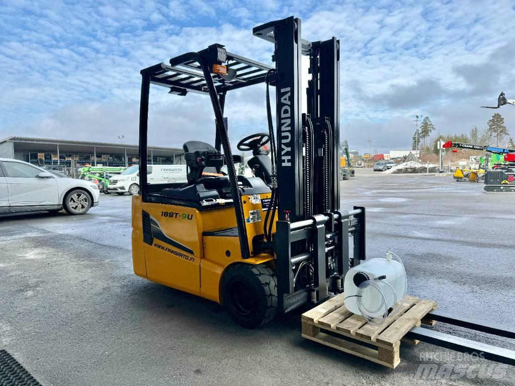 Hyundai 18BT-9U Electric Forklifts