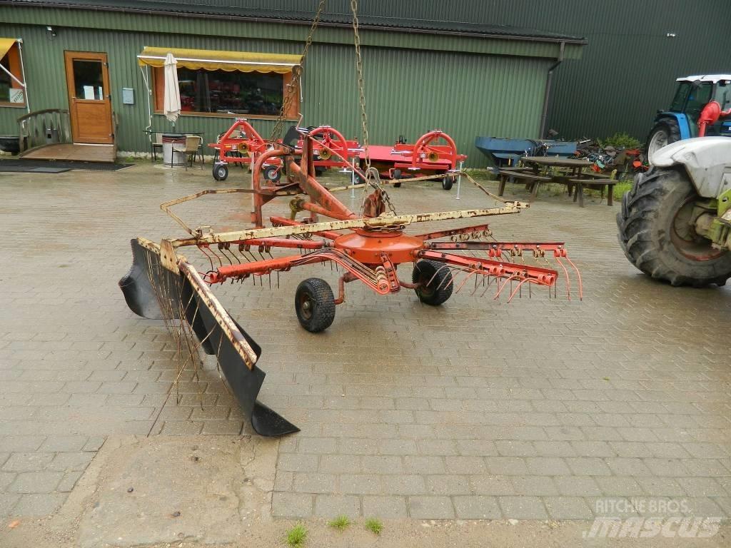 JF 400 Swathers \ Windrowers