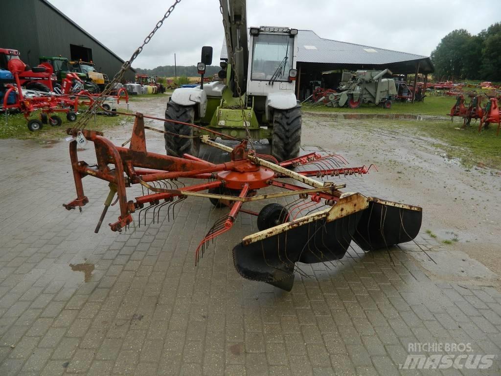 JF 400 Swathers \ Windrowers