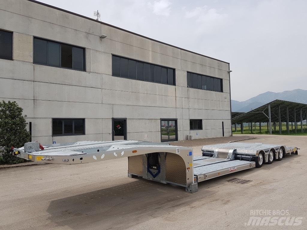 FGM 32 Flatbed Trailers