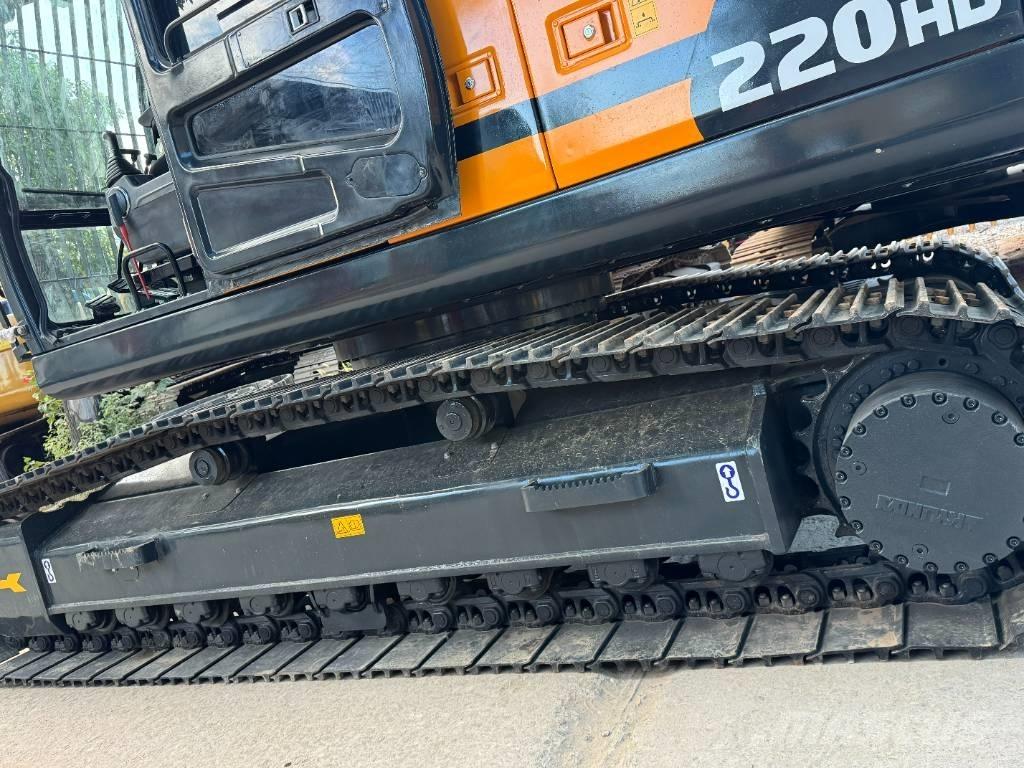 Hyundai 220HX Crawler Excavators