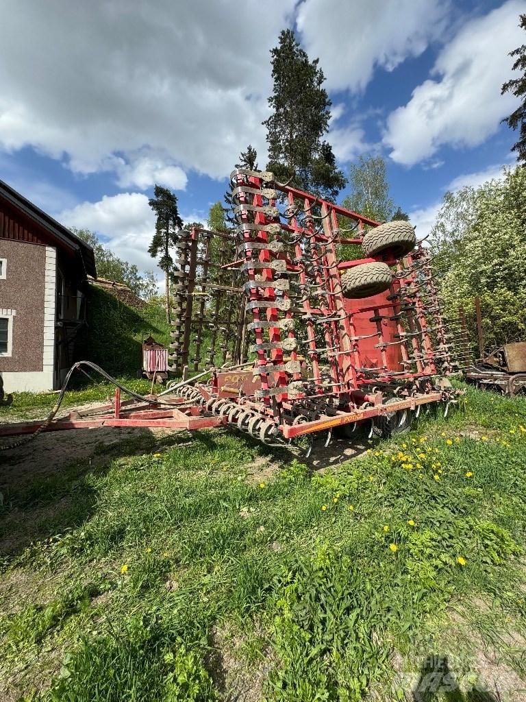 Potila Maxer 1000 Harrows