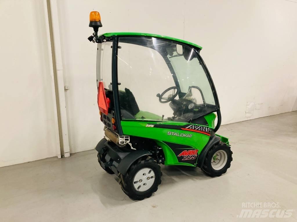 Avant 225 Mini Loader