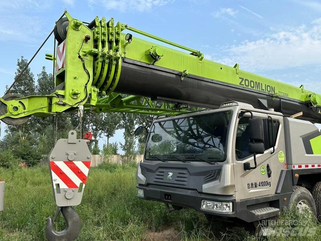 Zoomlion ZTC500A Mobile and all terrain cranes
