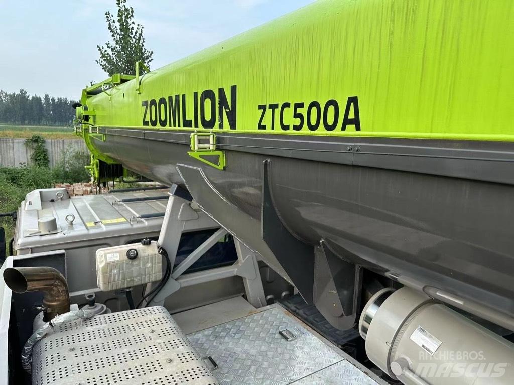 Zoomlion ZTC500A Mobile and all terrain cranes