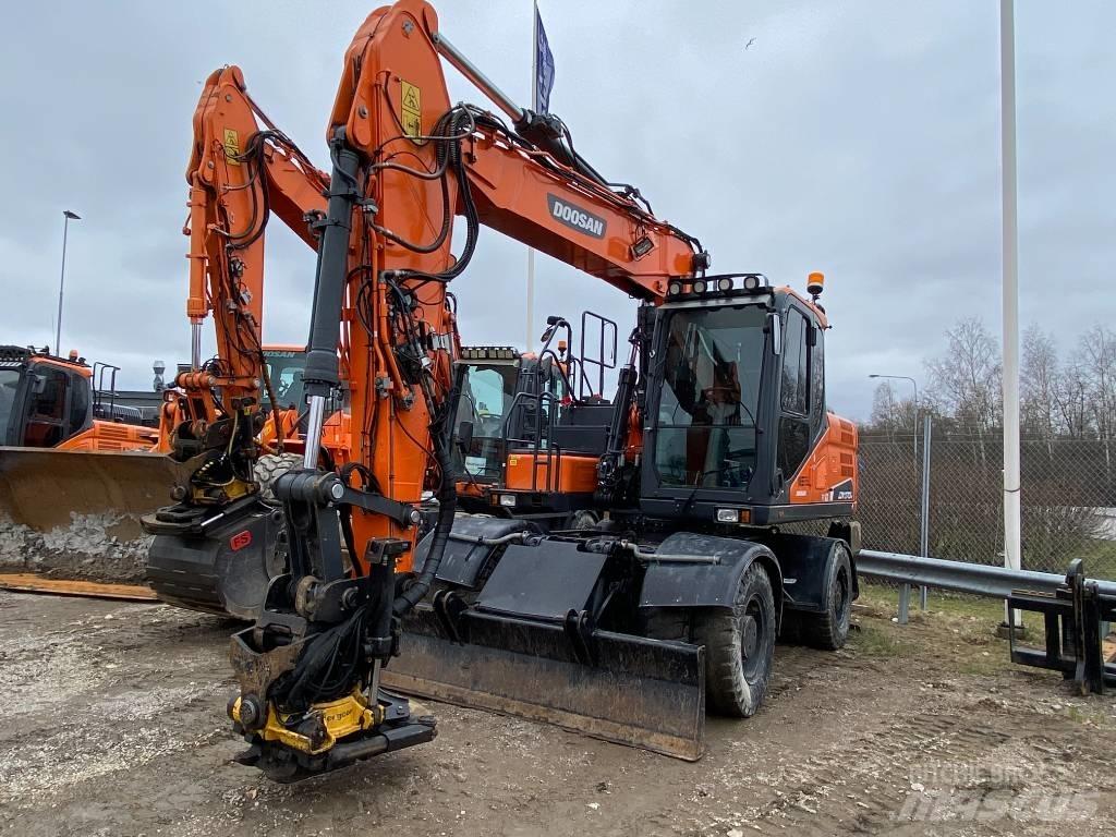 Doosan DX170W-5 Wheeled Excavators