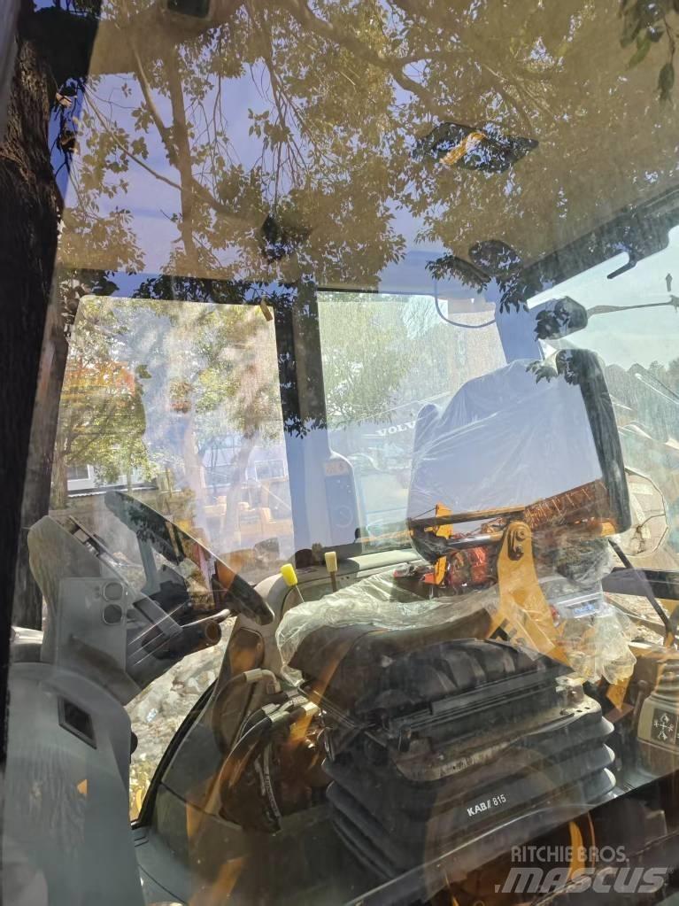 JCB 4 CX Backhoe Loaders