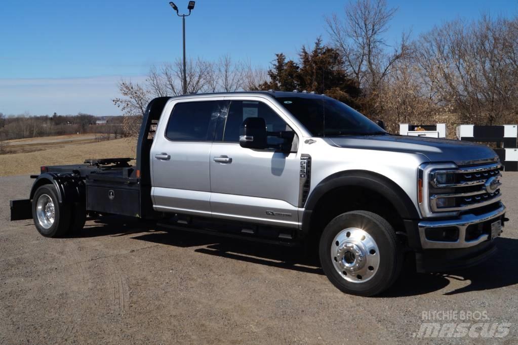 Ford F 550 SD Lariat Cab & Chassis Trucks